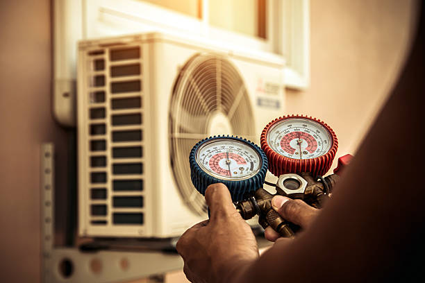 Professional Hvac technician working in Manilla, IN